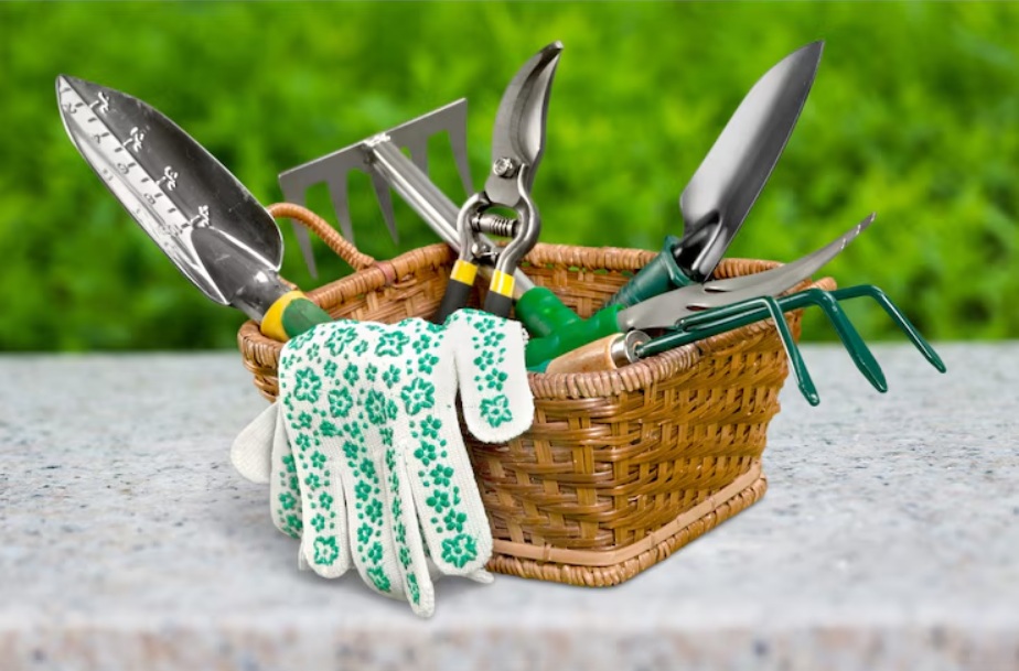 landscaping tools